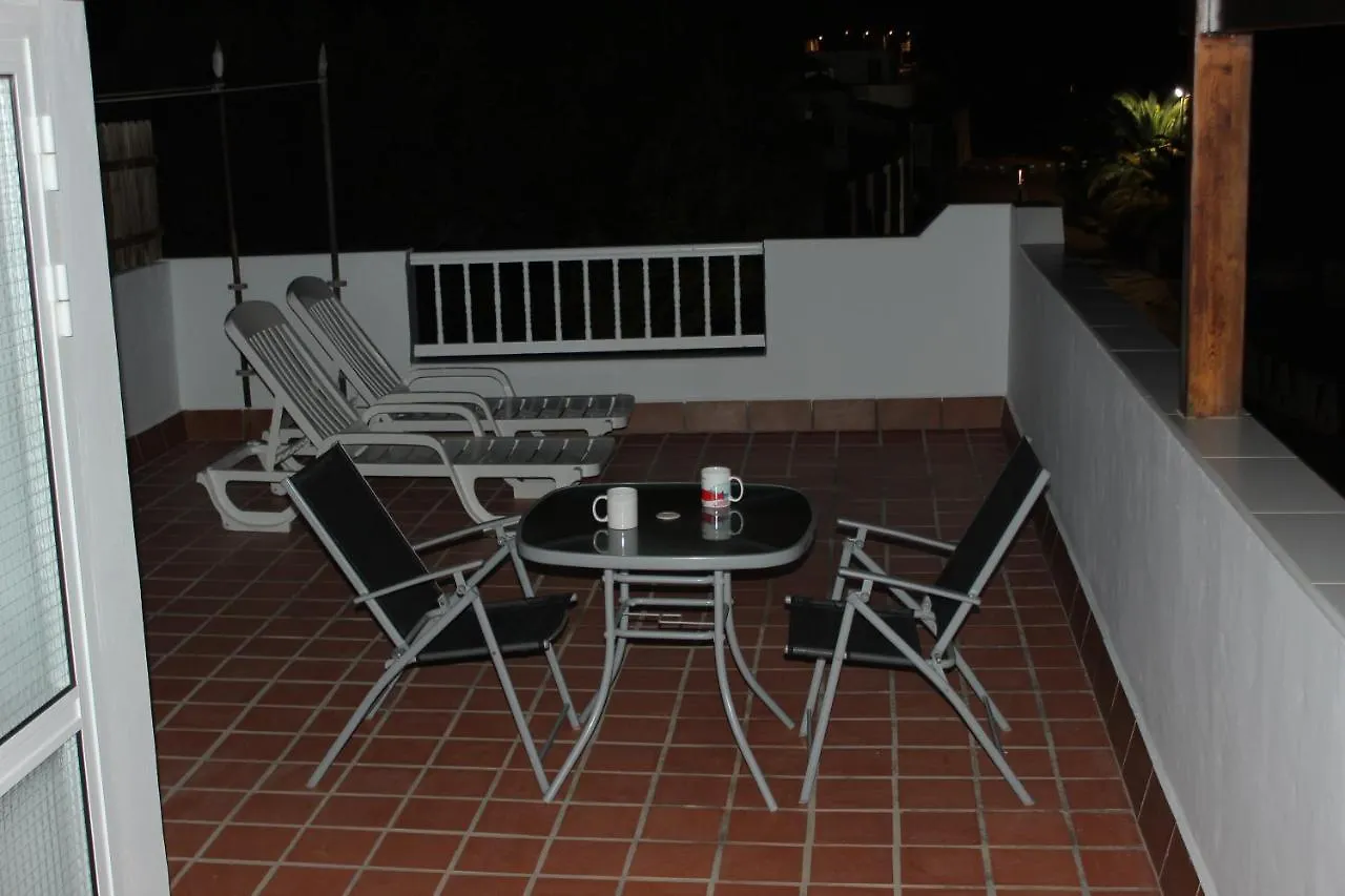 Dom wakacyjny La Orilla Beach House Lajita