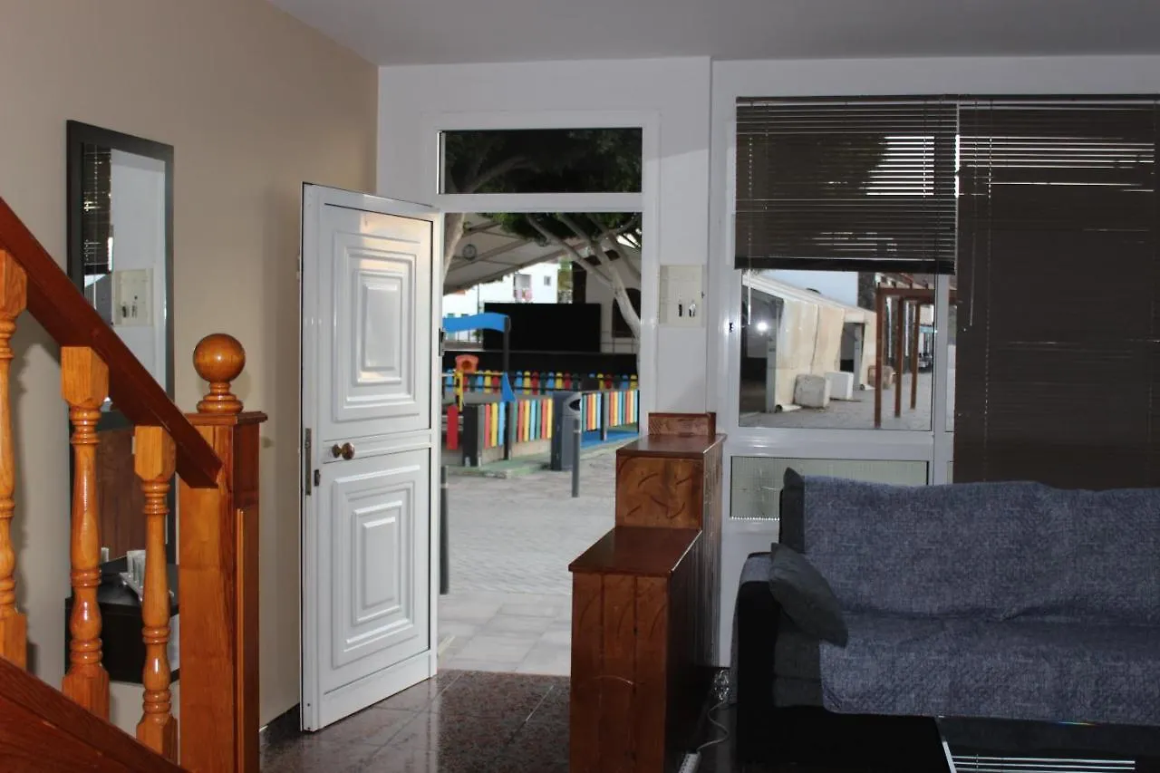 Dom wakacyjny La Orilla Beach House Lajita